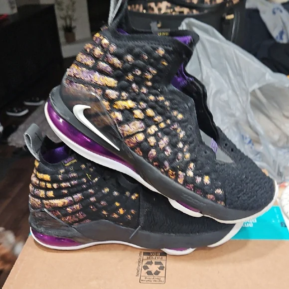 Black and Purple Girl's Shoes - Picture 7 of 11